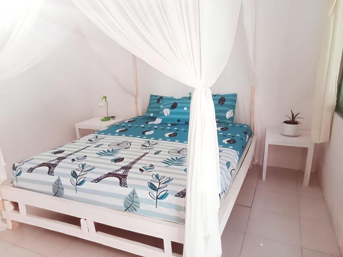 The Village Rua Beach Homestay Luaran gambar