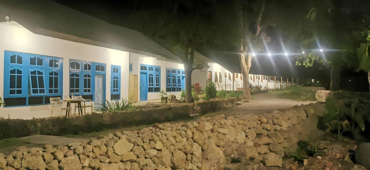 The Village Rua Beach Homestay Luaran gambar